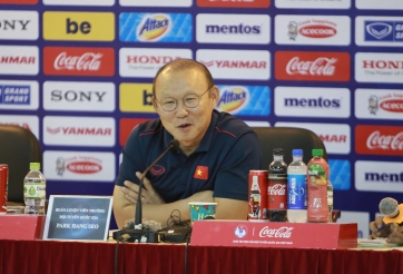 HLV Park Hang Seo lên tiếng về việc gọi Trọng Hoàng dự King's Cup