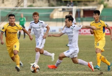 HAGL nhận thất bại 0-3 trên sân của SLNA