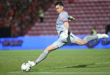 VIDEO: Pha cản phá 'không thể tin nổi' của Đặng Văn Lâm