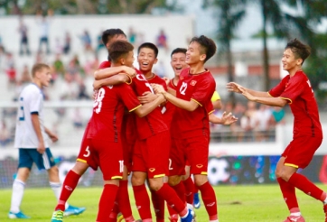 Sao trẻ SLNA tỏa sáng, U15 Việt Nam đánh bại đối thủ Châu Âu
