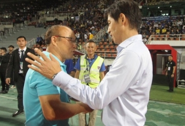 Báo Thái Lan: 'HLV Park Hang Seo đã bắt bài ông Nishino'