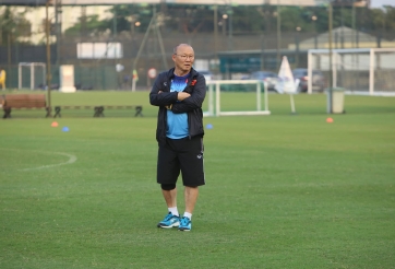 VIDEO: HLV Park dính chấn thương trước trận gặp Malaysia?