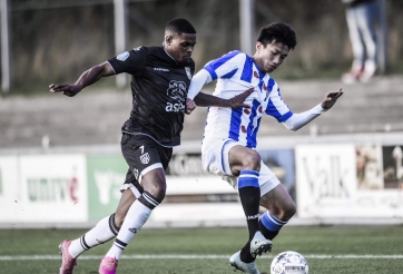 Heerenveen vs Zwolle: Văn Hậu dự bị hay đá chính?
