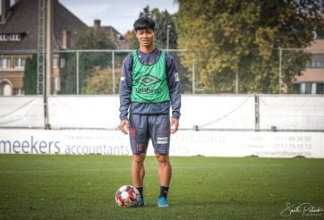 Công Phượng thay đổi diện mạo, mong đổi vận tại Sint Truiden