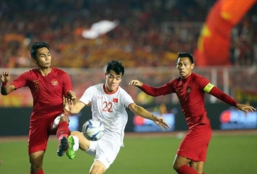 Báo Indo: 'Sợ chúng ta mạnh, Việt Nam vội vàng nhập tịch thủ môn'