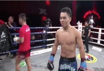 VIDEO: Võ sĩ Trung Quốc 'chơi bẩn' để knock-out đối thủ chỉ với 1 giây