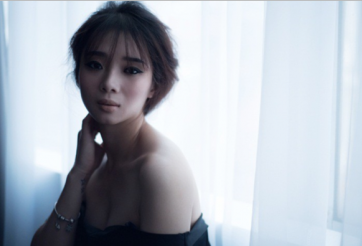 Hot girl Wushu Việt Nam tung cú đá 'bá đạo' như trong phim