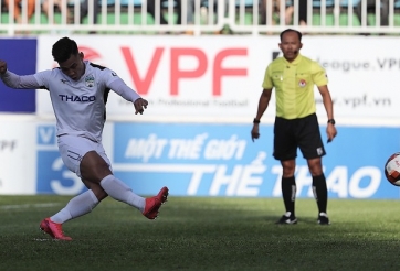 VIDEO: Văn Toàn kiếm 11m giúp Văn Thanh tỏa sáng