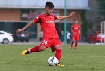 VIDEO: Ông Park tìm thấy 'thủ lĩnh tuyến giữa' U22 Việt Nam