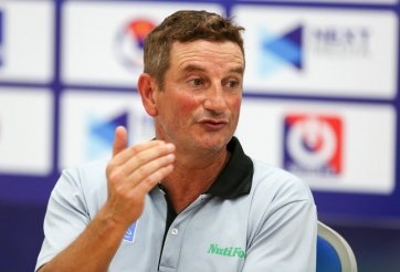 HLV Châu Âu quyết tâm đánh bại 'người anh em' HAGL