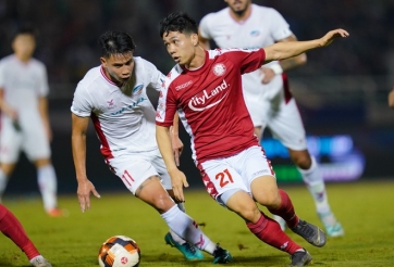 TPHCM vs Nam Định: Công Phượng 'bắn hạ' địch thủ?