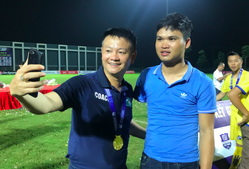 Văn Quyến nhận mức lương siêu thấp ở SLNA