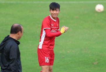 SLNA nguy cơ mất 'trò cưng' của HLV Park Hang Seo?