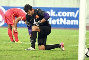 VIDEO: Bùi Tấn Trường xúc động khi trở lại ĐT Việt Nam