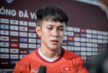 HLV Kiatisak loại 'tài năng khóa 3' khỏi kế hoạch của HAGL