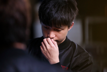 Clearlove quay lại thi đấu chuyên nghiệp trong màu áo EDG