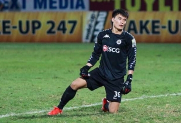 Vietnam U22 goalie Bui Tien Dung: “It’s not a successful season for me”