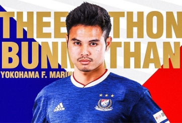 Theerathon awarded the Player of the Year award