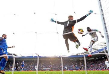 VIDEO: Những tình huống đẹp và cảm động trong lịch sử bóng đá