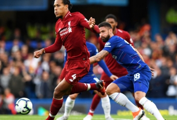 Olivier Giroud tự tin sẽ đánh bại Van Dijk