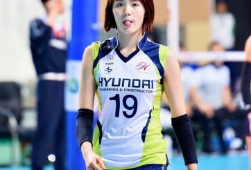 VIDEO: Nữ thần bóng chuyền Hàn Quốc đối đầu đội tuyển Đức