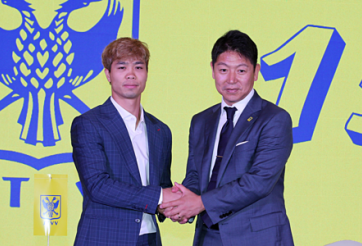 VIDEO: Bầu Đức, HAGL và chuyện Công Phượng sang Bỉ