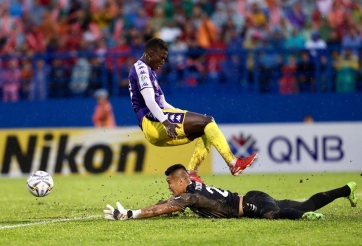 Văn Quyết không phải là cầu thủ xuất sắc nhất trận chung kết AFC Cup