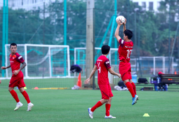 Công Phượng năng nổ trong buổi tập đầu cùng ĐT Việt Nam