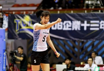VIDEO: Thanh Thuý toả sáng ở vị trí đối chuyền trước CLB mạnh nhất Đài Loan