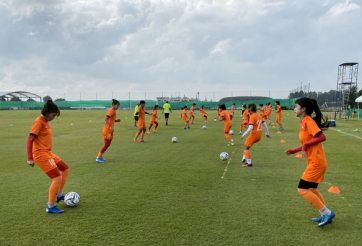 Đội tuyển U19 nữ Việt Nam ổn định chỗ ở, tập nhẹ làm quen thời tiết