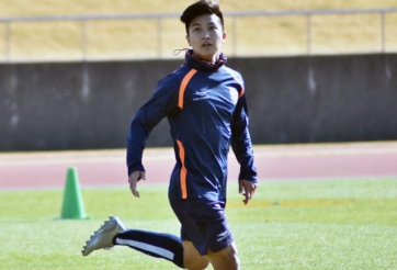 Martin Lò đến tập luyện ở đội bóng của Nhật Bản