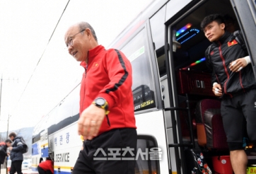 Ông Park Hang Seo: 'Rất khó để làm HLV ở bất kỳ quốc gia nào của ĐNA'