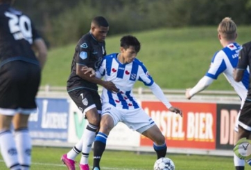 VIDEO: Đoàn Văn Hậu 'kèm chết' tiền đạo chủ lực của Jong Go Ahead Eagles