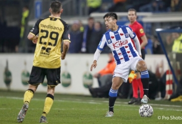 Lịch thi đấu vòng 24 giải VĐQG Hà Lan: Vị trí trung vệ chờ Văn Hậu