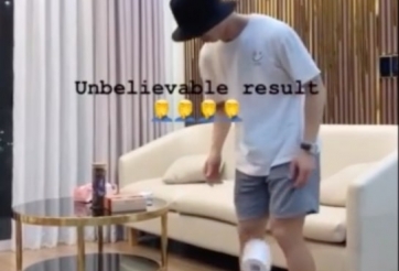 VIDEO: Công Phượng tấu hài với màn tâng giấy vệ sinh