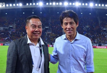 HLV Akira Nishino không được tiếp xúc với cầu thủ Thái Lan