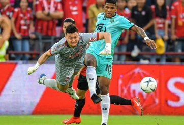 Đặng Văn Lâm nhận tin 'sét đánh' tại Thái Lan