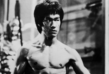 Lý Tiểu Long bị sát hại bởi cao thủ điểm huyệt?