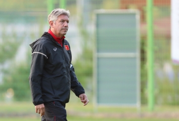 HLV Đinh Hồng Vinh: 'Ông Jurgen Gede là người giàu tình cảm'