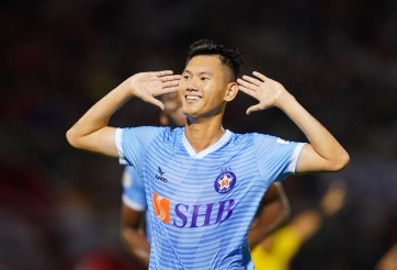 Đội hình tiêu biểu vòng 7 V-League 2020: Ấn tượng Phan Văn Long