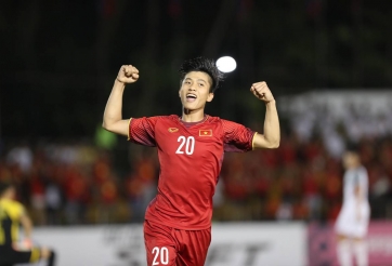 VIDEO: Phan Văn Đức và những pha bóng nức lòng người hâm mộ