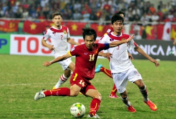 VIDEO: Tân binh của Hà Nội FC ghi bàn cho ĐT Việt Nam 