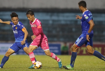 Mưa bàn thắng trong trận đấu giữa Sài Gòn và Quảng Nam