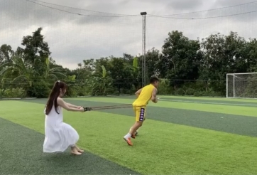 Quang Hải được bạn gái hỗ trợ rèn luyện thể lực