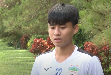 'Tiền vệ tầm cỡ thế giới' úp mở khả năng rời HAGL