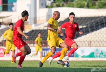 Cựu cầu thủ HAGL giúp SLNA thoát thua trong trận derby Nghệ Tĩnh