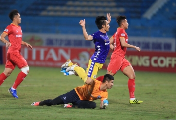 HLV Bình Dương: 'Chúng tôi ức chế vì trọng tài quá thiên vị Hà Nội'