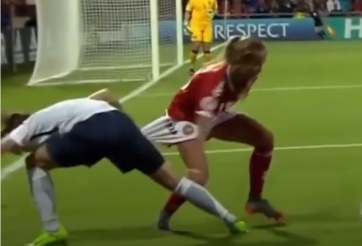 VIDEO: Những màn 'tấu hài' cực mạnh của các nữ cầu thủ