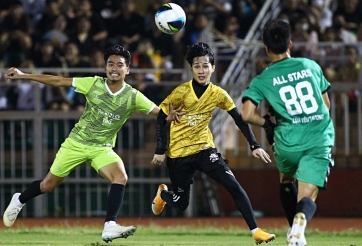 VIDEO: Jack cùng đồng đội đá tikitaka sút tung lưới Tiến Dũng