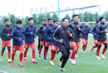 U22 Việt Nam nỗ lực chuẩn bị đối đầu ĐTQG